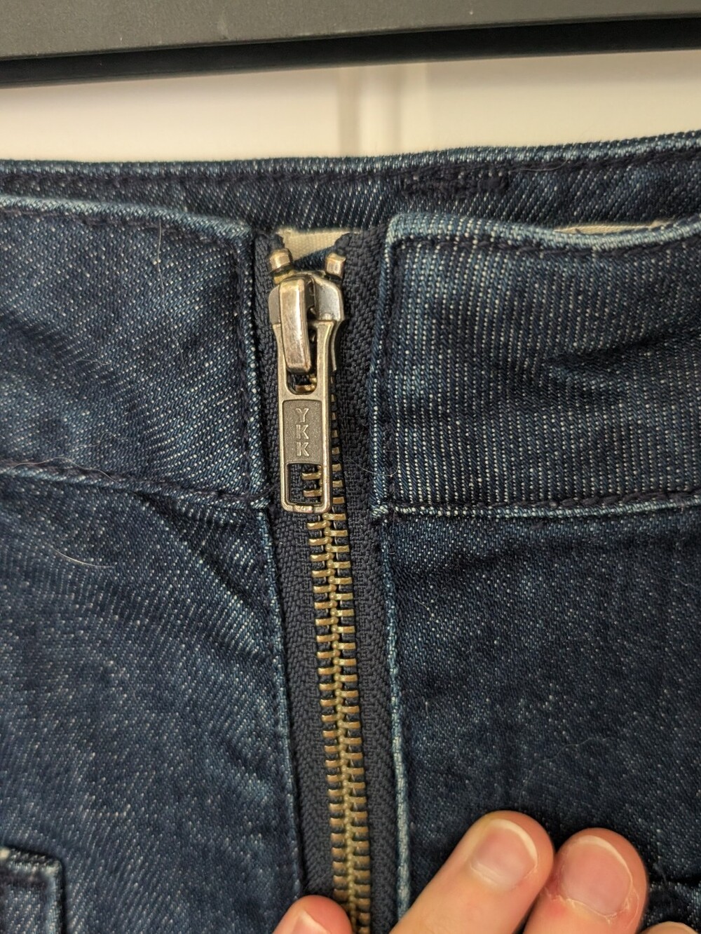 Dark Wash Denim Front-Zip Mini Skirt - 4 - Picture 3 of 8